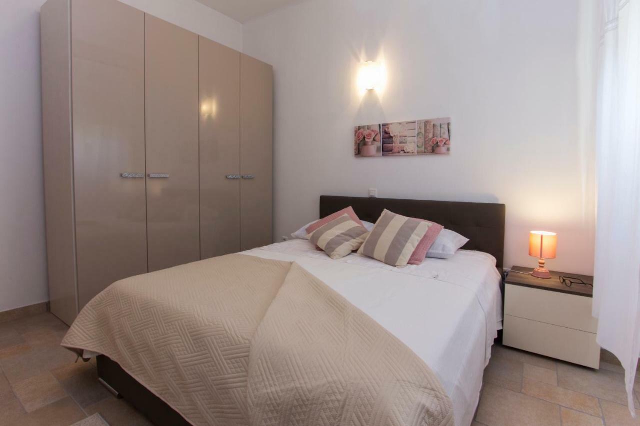 Apartment Ema Zadar Eksteriør billede